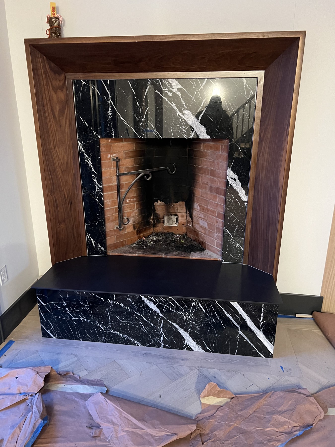 Traditional Rumford Fireplace & Brick Chimney